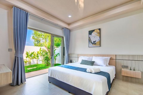 Дом в Чалонге, Таиланд с 4 комнатами  № 74345 - фото 17