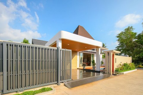 Дом в Чалонге, Таиланд с 4 комнатами  № 74345 - фото 14