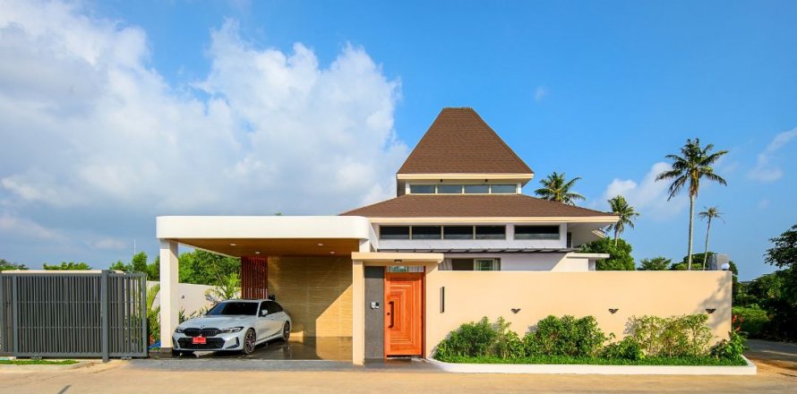 Дом в Чалонге, Таиланд с 4 комнатами  № 74345