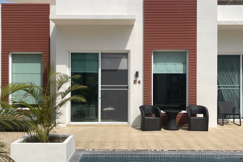 House in Hua Hin, Thailand 4 bedrooms № 125523 - photo 5