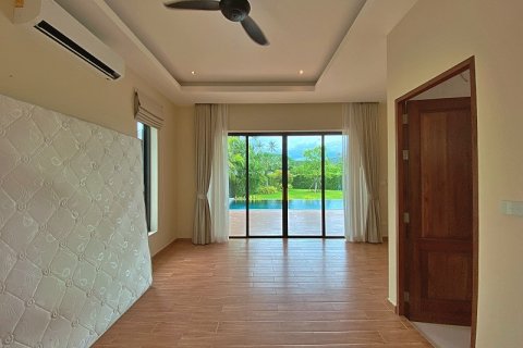 House in Hua Hin, Thailand 4 bedrooms № 125517 - photo 15