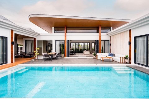 Дом в Хуа Хине, Таиланд с 3 спальнями  № 125514 - фото 1