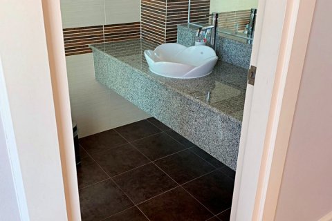 Кондоминиум с 2 спальнями в Хуа Хине, Таиланд № 125522 - фото 10