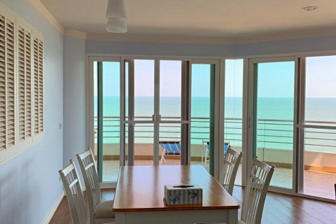 Кондоминиум с 2 спальнями в Хуа Хине, Таиланд № 125522 - фото 6