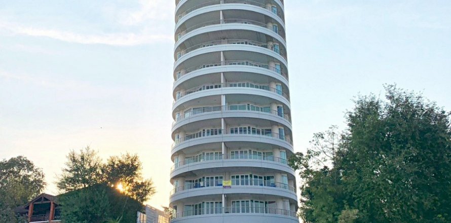 Кондоминиум с 2 спальнями в Хуа Хине, Таиланд № 125522