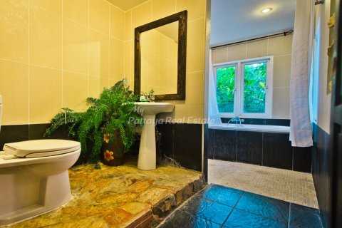 Дом в Саттахипе, Таиланд с 8 спальнями  № 78616 - фото 21