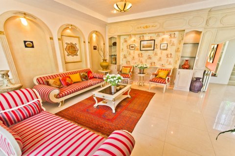 Дом в Саттахипе, Таиланд с 8 спальнями  № 78616 - фото 19