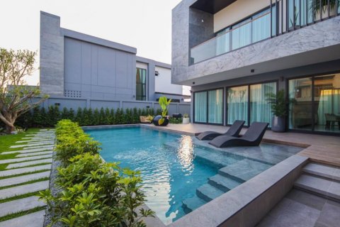 Вилла в Банг Ламунге, Таиланд с 4 спальнями № 86397 - фото 1