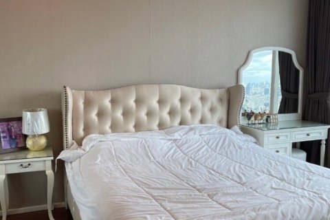 Condo in Bangkok, Thailand, 1 bedroom  № 86399 - photo 2