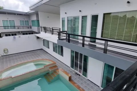 Maison à Pattaya, Thaïlande 5 chambres № 80207 - photo 8