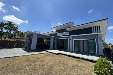 Maison à Phuket, Thaïlande 3 chambres № 142370