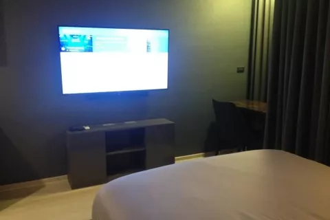 Studio in the Condo in Khlong Toei, Bangkok, Thailand  № 142293 - photo 2