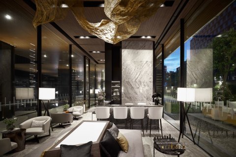 Condo à Khlong Toei, Bangkok, Thaïlande, 2 chambres  № 130014 - photo 1