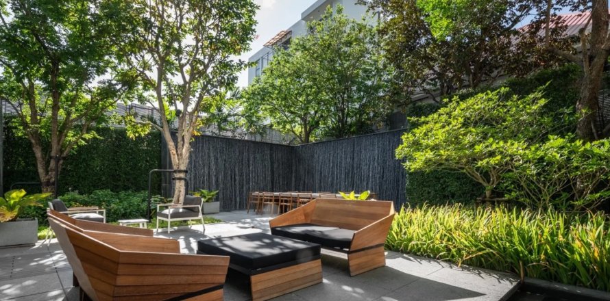 Кондоминиум с 2 спальнями в Бангкоке, Таиланд № 130016