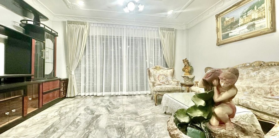 Дом в Талинг Чане, Бангкок, Таиланд с 7 спальнями  № 132249