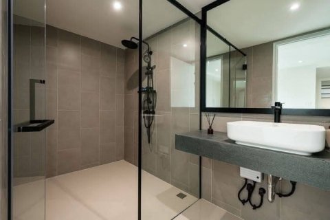 Кондоминиум с 3 спальнями в Ваттхане, Бангкок, Таиланд № 132250 - фото 17