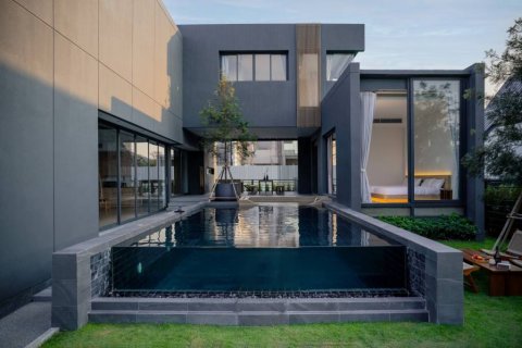 Villa in Hua Hin, Thailand 5 bedrooms № 100484 - photo 3