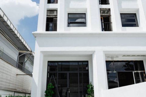 Таунхаус в Сапхансунге, Бангкок, Таиланд с 4 спальнями  № 121018 - фото 1