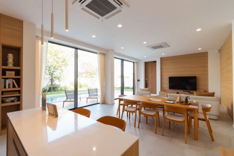 Villa in Hua Hin, Thailand 4 bedrooms № 121021 - photo 7