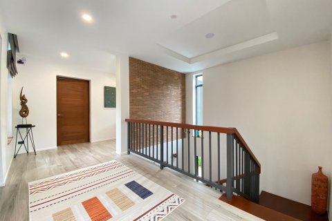 Villa in Chiang Mai, Thailand 3 bedrooms № 104882 - photo 24