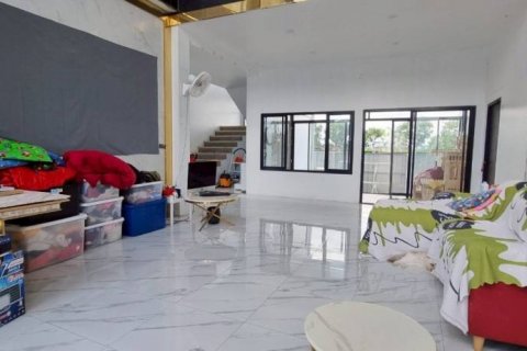 Villa in Pattaya, Thailand 4 bedrooms № 125987 - photo 3