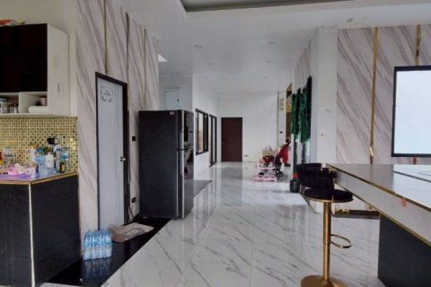 Villa in Pattaya, Thailand 4 bedrooms № 125987 - photo 7