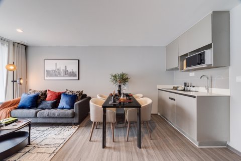 Condo à Khlong Toei, Bangkok, Thaïlande, 2 chambres  № 126395 - photo 13