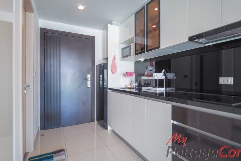 Studio in the Condo in Pattaya, Thailand  № 32213 - photo 2