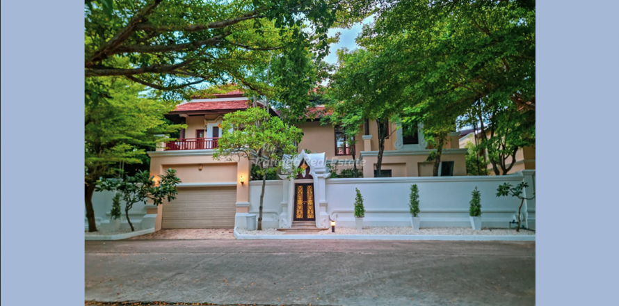 Дом на Пляж Джомтьен, Паттайя, Таиланд с 4 спальнями  № 123521