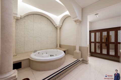 Кондоминиум с 2 спальнями в Клонг Тоэй, Бангкок, Таиланд № 123931 - фото 26