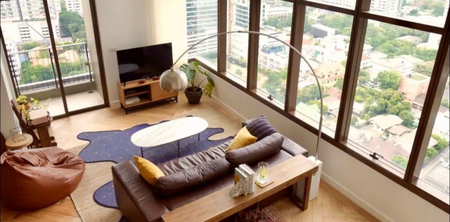 Condo in Khlong Toei, Bangkok, Thailand, 2 bedrooms  № 123954