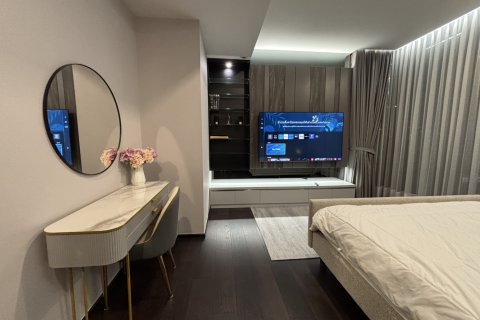 Condo in Watthana, Bangkok, Thailand, 3 bedrooms  № 123956 - photo 9