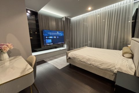 Condo in Watthana, Bangkok, Thailand, 3 bedrooms  № 123956 - photo 6