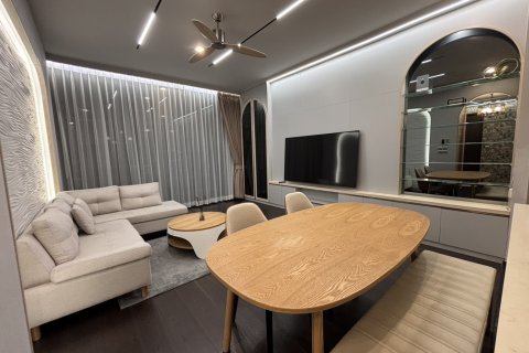 Condo in Watthana, Bangkok, Thailand, 3 bedrooms  № 123956 - photo 26