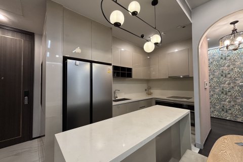 Condo in Watthana, Bangkok, Thailand, 3 bedrooms  № 123956 - photo 18