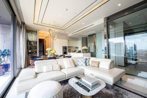 Кондоминиум с 2 спальнями в Ваттхане, Бангкок, Таиланд № 123930 - фото 3