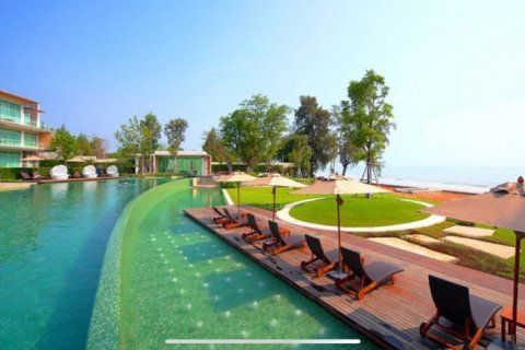 Condo in Hua Hin, Thailand, 2 bedrooms  № 124675 - photo 3