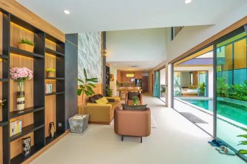 Villa in Phuket, Thailand 3 bedrooms № 133172 - photo 2