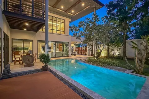 Maison à Phuket, Thaïlande 3 chambres № 130942 - photo 1