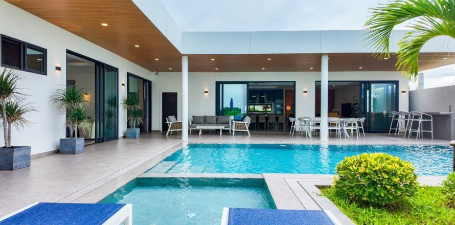 Дом в Банг Ламунге, Таиланд с 3 спальнями  № 130039