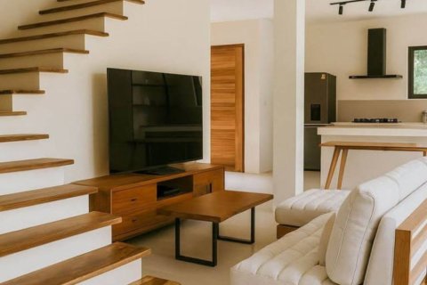 Villa in Surat Thani, Thailand 2 bedrooms № 124439 - photo 4