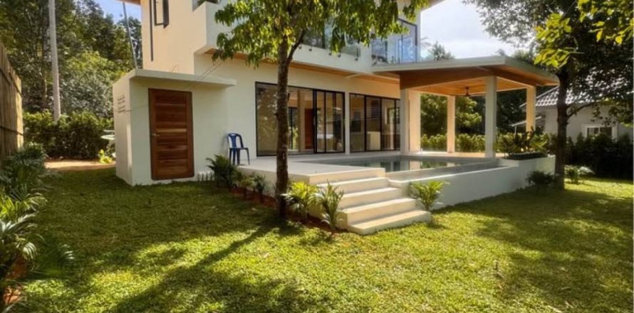 Villa in Surat Thani, Thailand 2 bedrooms № 124439