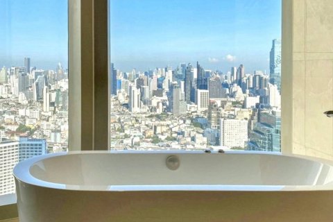 Дуплекс в Бангкоке, Таиланд с 4 спальнями  № 124435 - фото 4