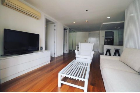 Кондоминиум с 2 спальнями в Ваттхане, Бангкок, Таиланд № 123649 - фото 1