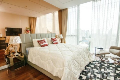 Condo in Watthana, Bangkok, Thailand, 2 bedrooms  № 123645 - photo 10