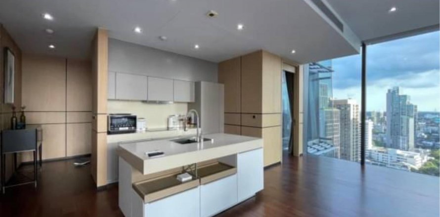 Кондоминиум с 3 спальнями в Ваттхане, Бангкок, Таиланд № 123643