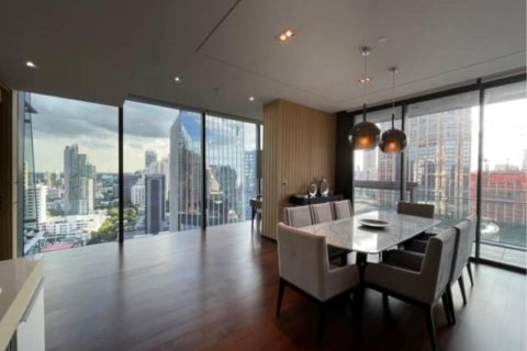 Кондоминиум с 3 спальнями в Ваттхане, Бангкок, Таиланд № 123643 - фото 4