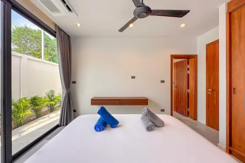Villa in Phuket, Thailand 4 bedrooms № 107813 - photo 17