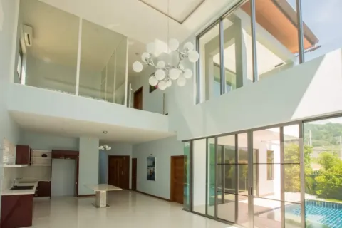 Villa in Phuket, Thailand 3 bedrooms № 107814 - photo 2