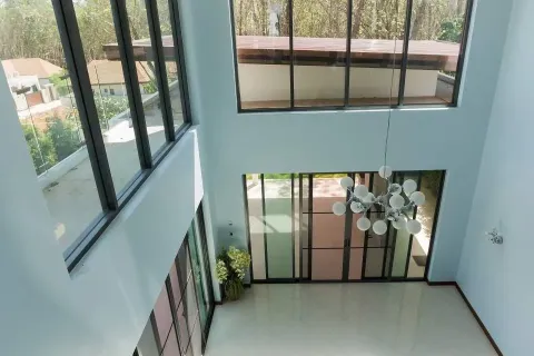 Villa in Phuket, Thailand 3 bedrooms № 107814 - photo 5